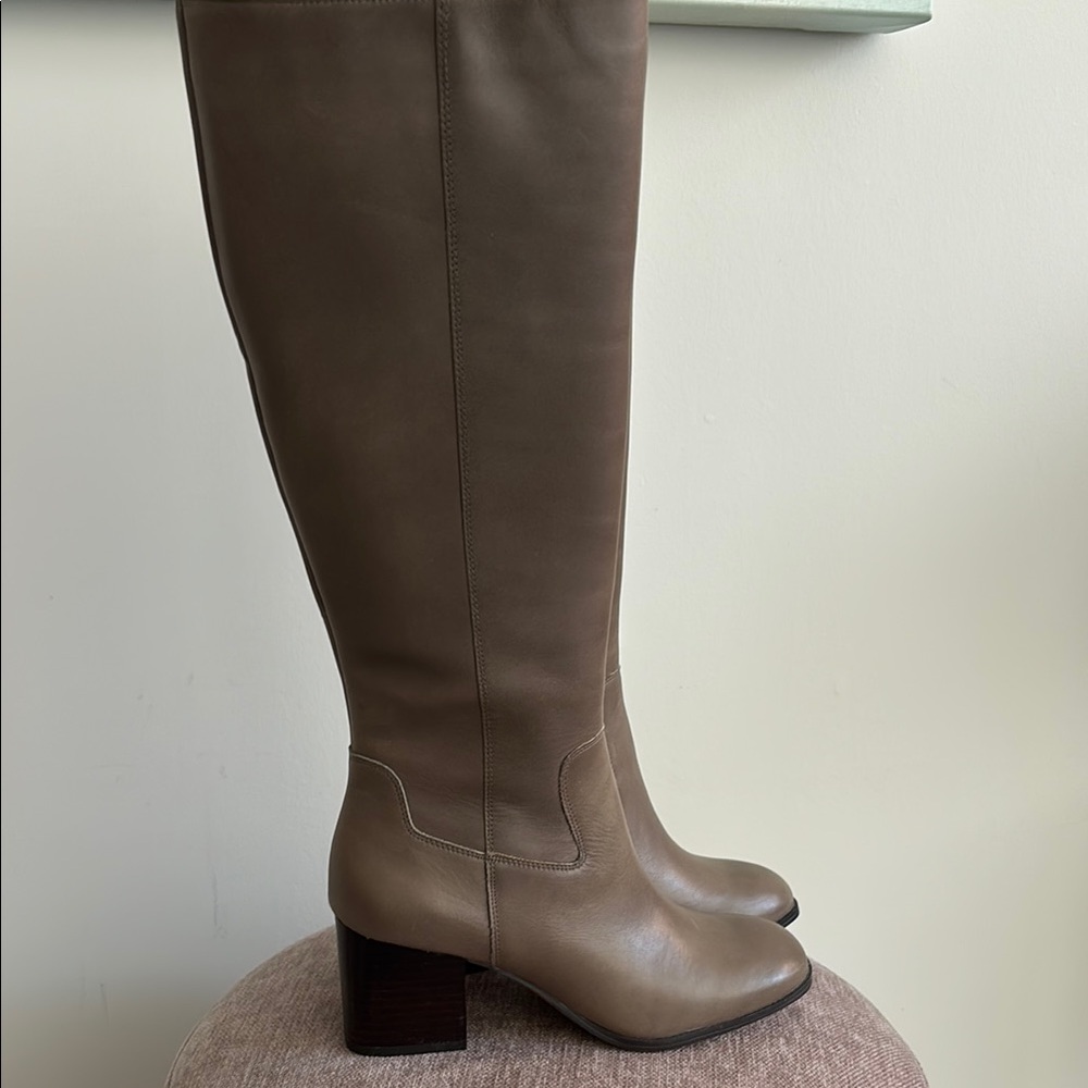 Elegant Brown Knee-High Women's Boots